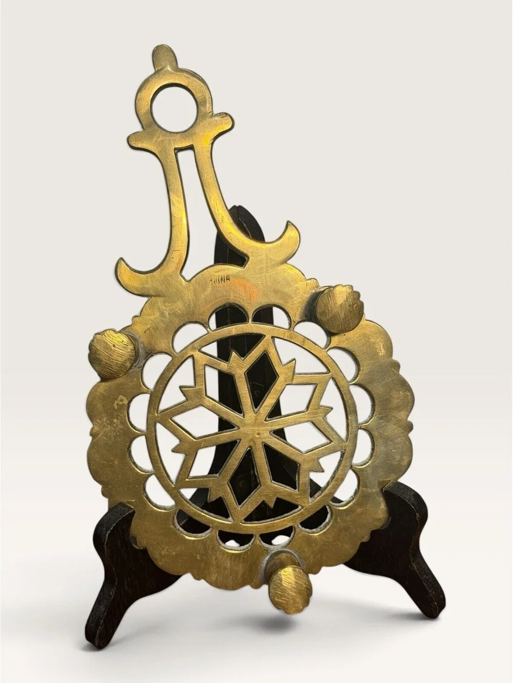 Vintage Brass Anchor Trivet Footed Etched Floral Hot Plate Nautical Decor 8”